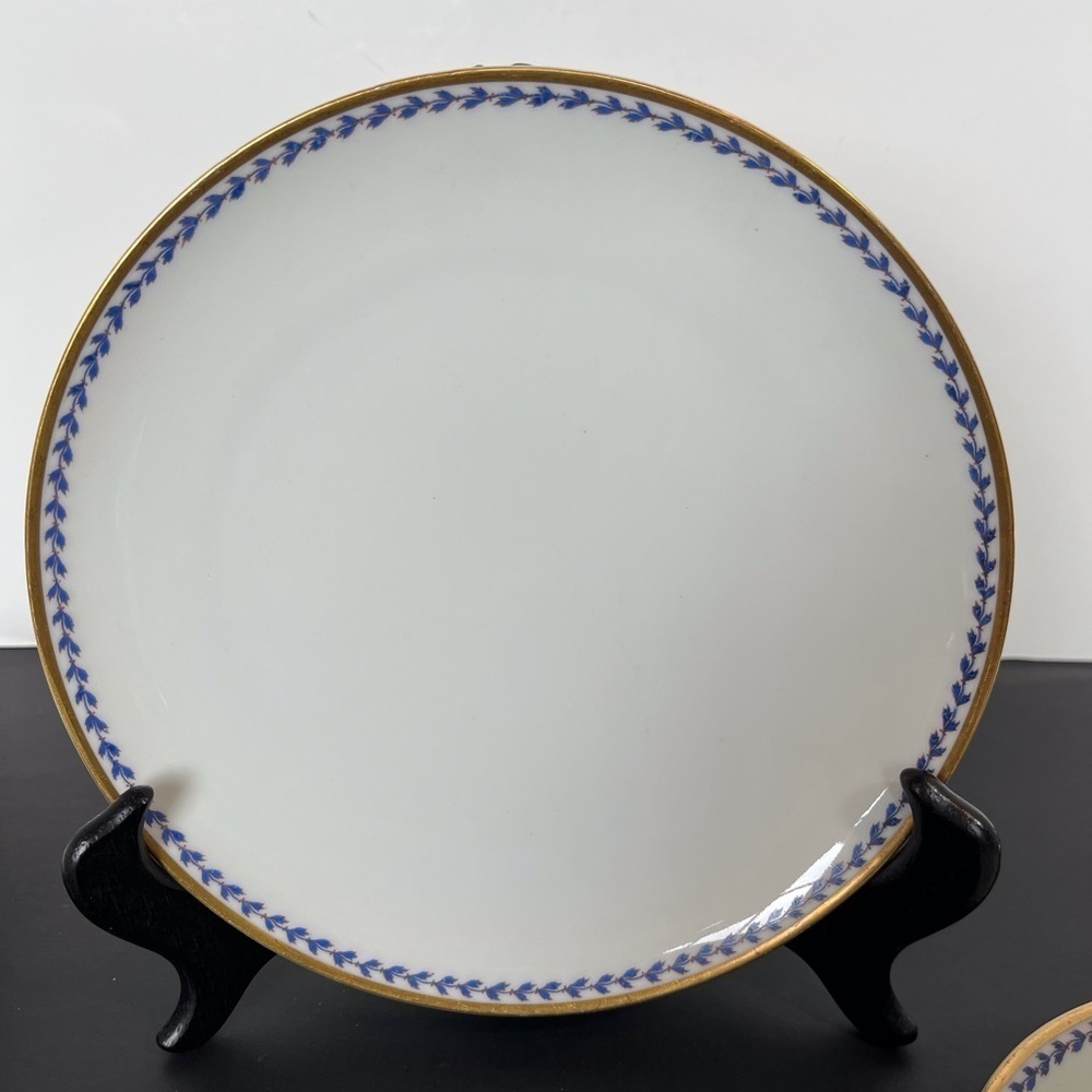 Haviland & Co. Limoges Luncheon Set White with Gold and Royal Blue Ivy Pattern - Picture 2 of 11